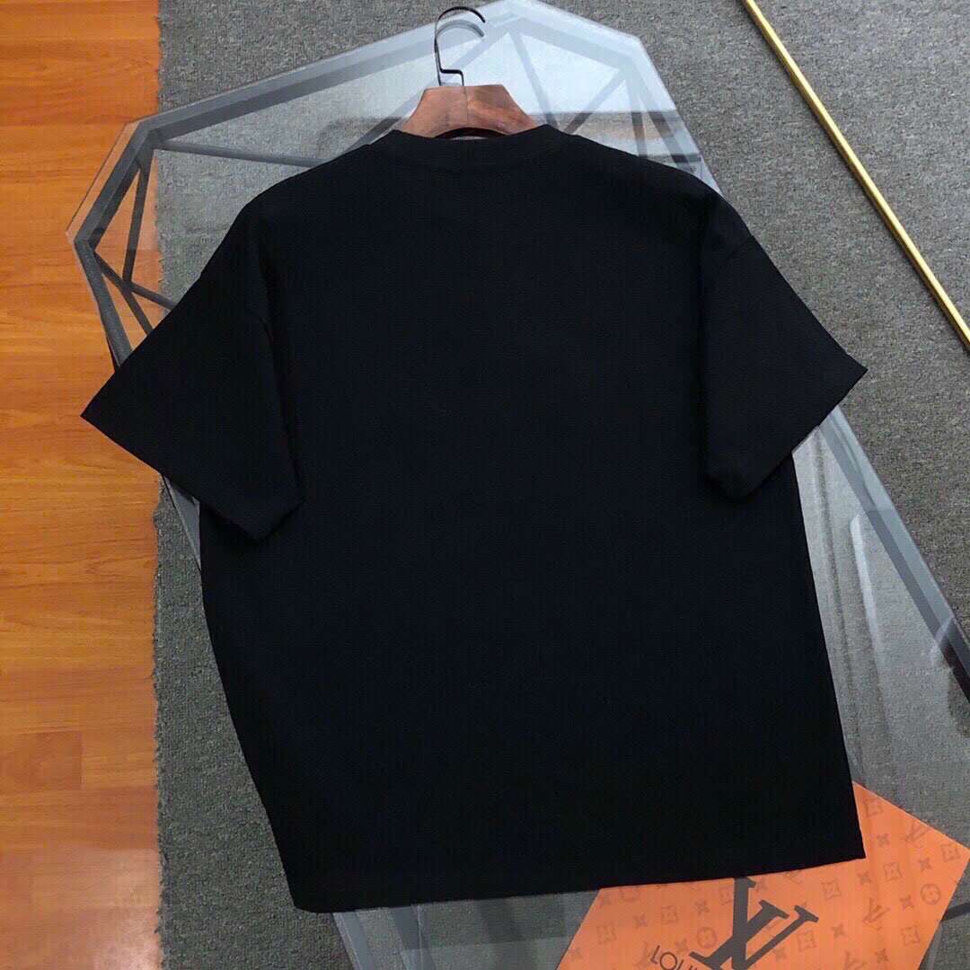 몽클레르 가슴 로고 남성 반팔티