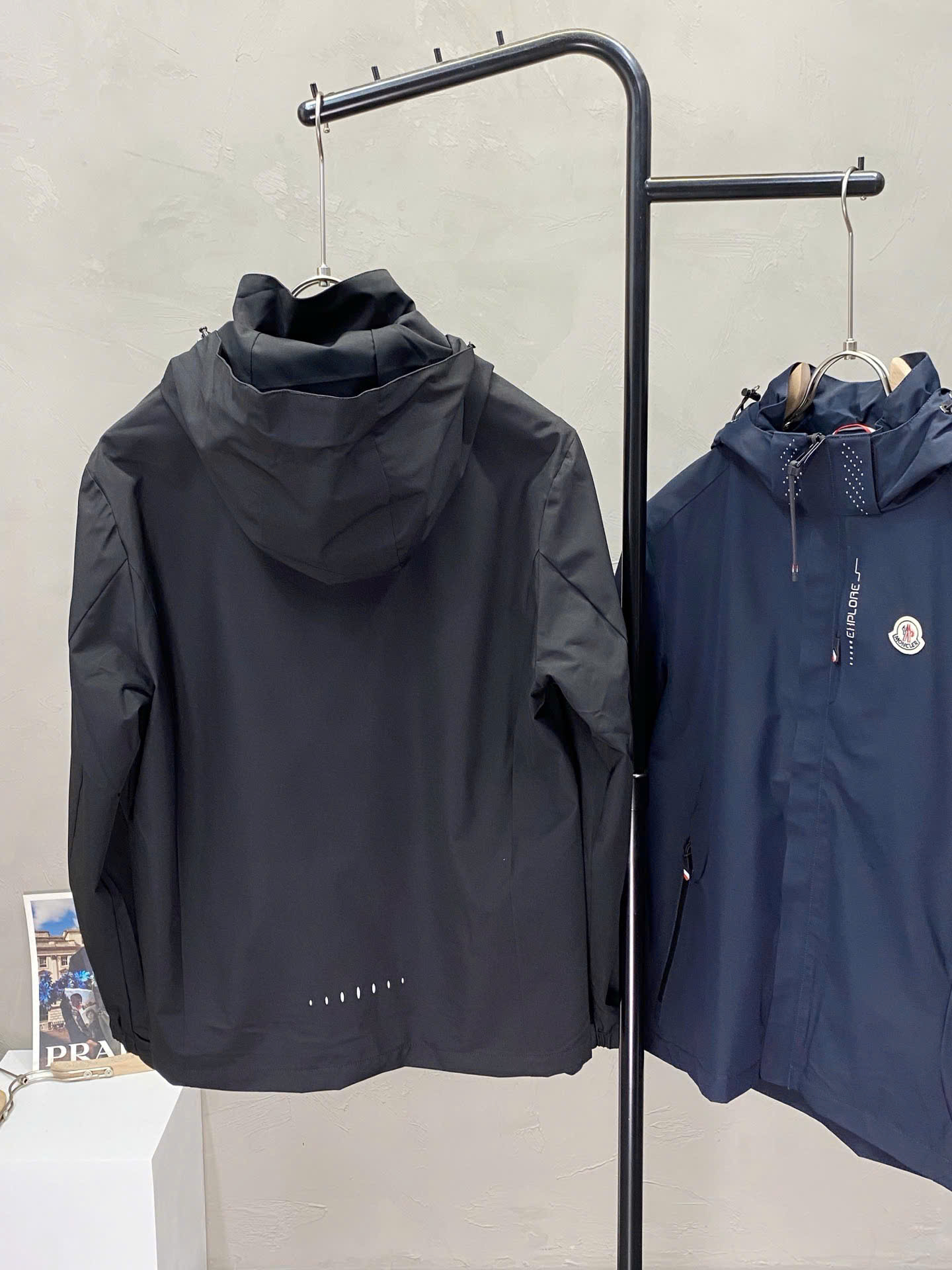 몽클레르 가슴 로고 남성 자켓 (2컬러)