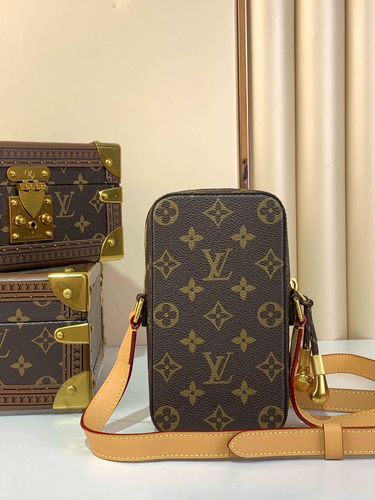 루이비통 미니 크로스 남성 가방