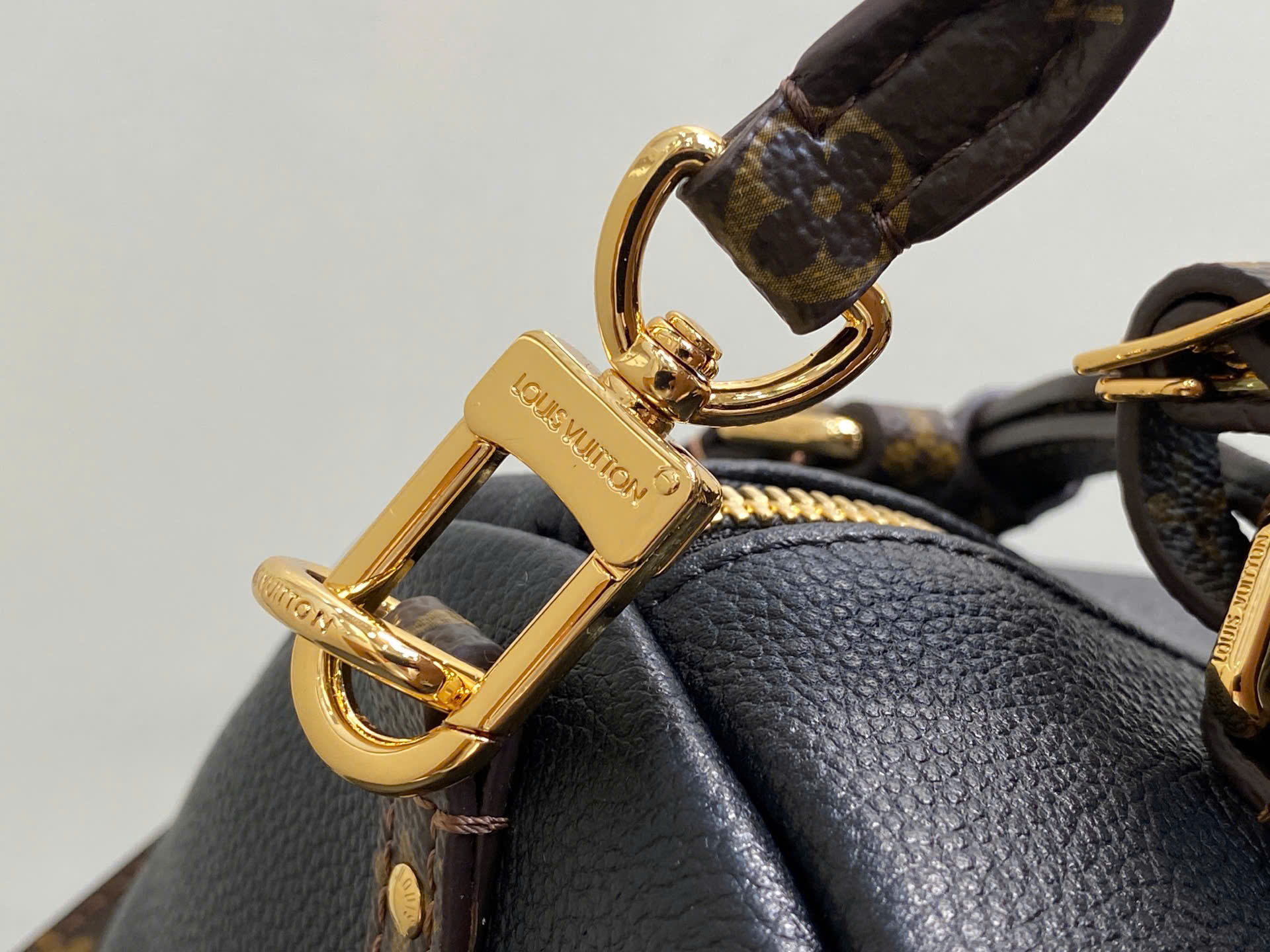 루이비통 Speedy Pilow Craving 여성 가방