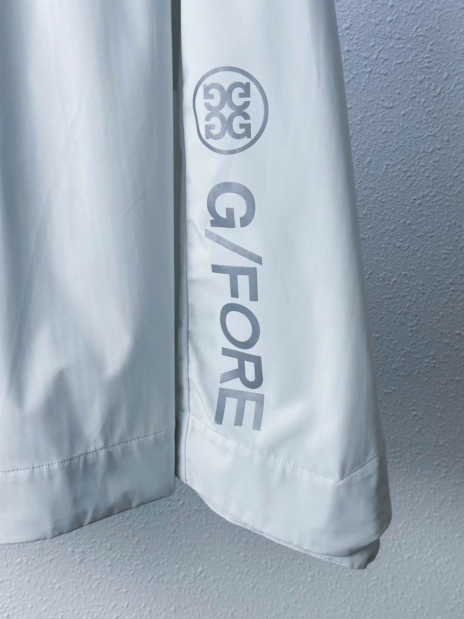 지포어 브랜드 로고 골프 치마