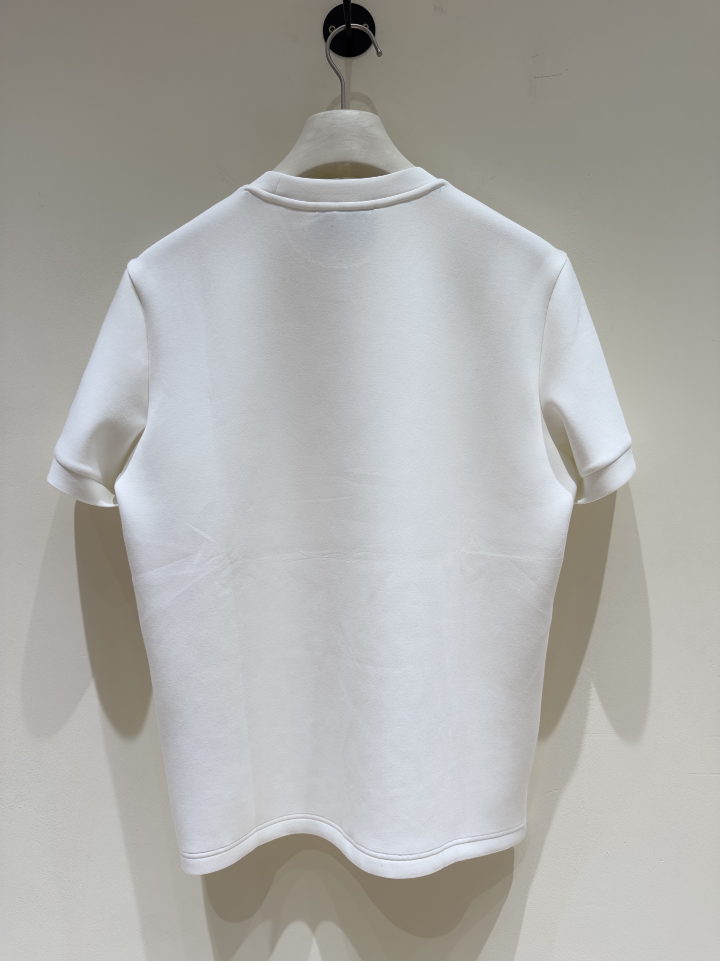 샤넬 자수 로고 남성 반팔티 (2컬러)