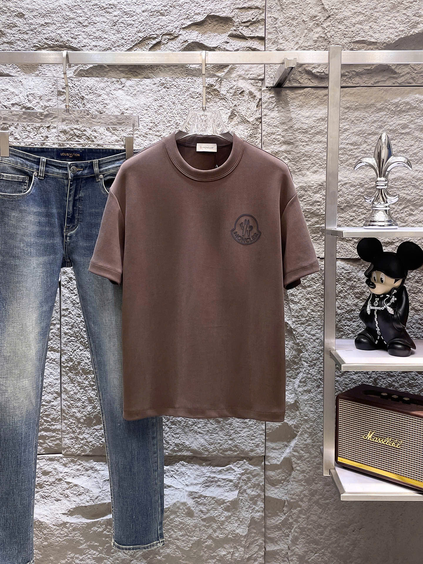 몽클레르 가슴 로고 남성 반팔티 (5컬러)