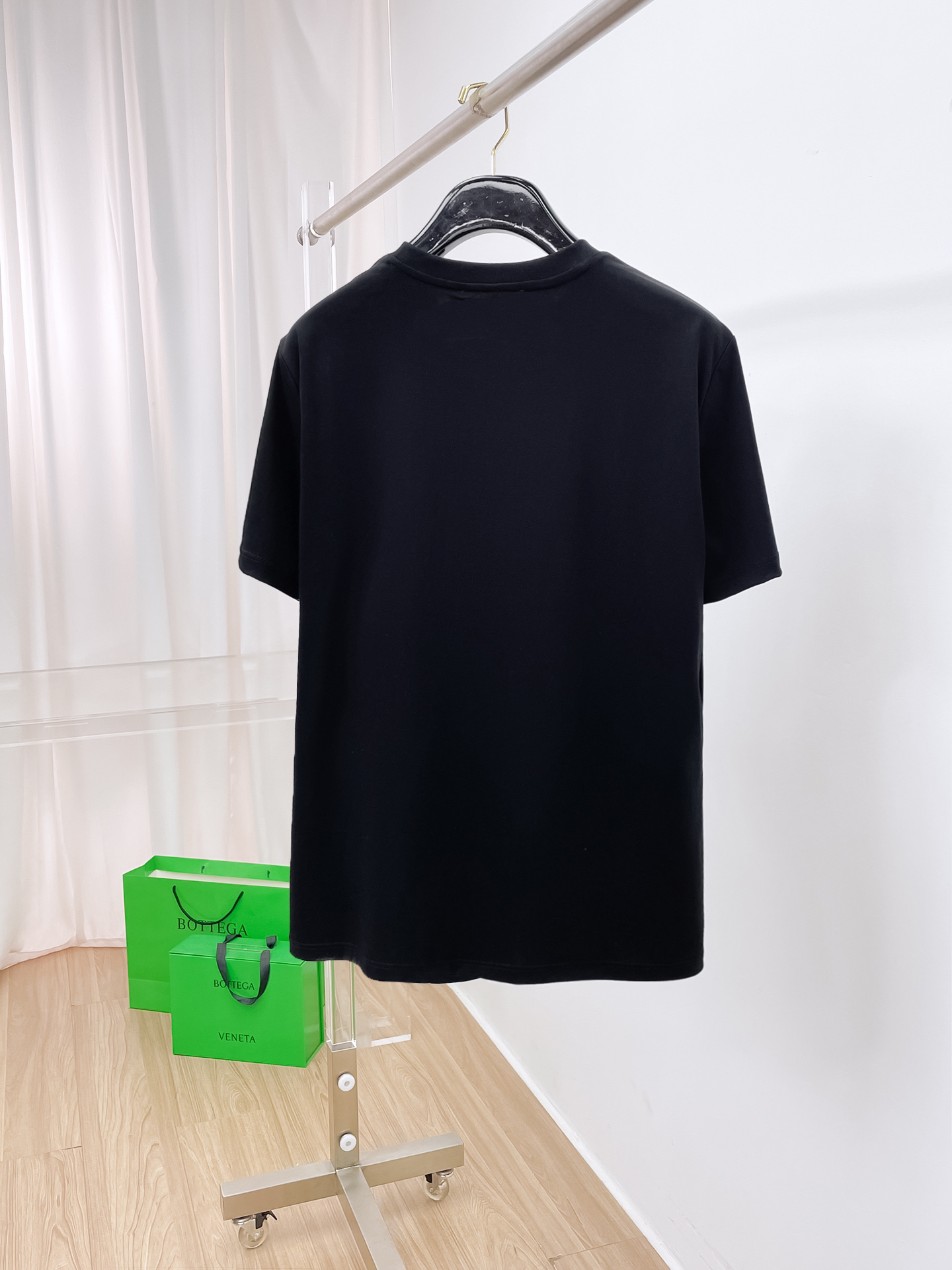 프라다 클래식 로고 남성 반팔티